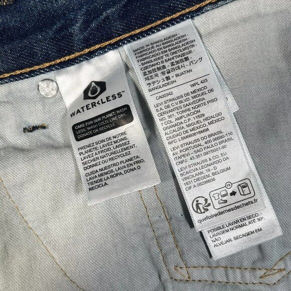 Levis 469 Men's Loose Fit Denim Shorts Size 34-36 Blue Medium Wash - Picture 8 of 10